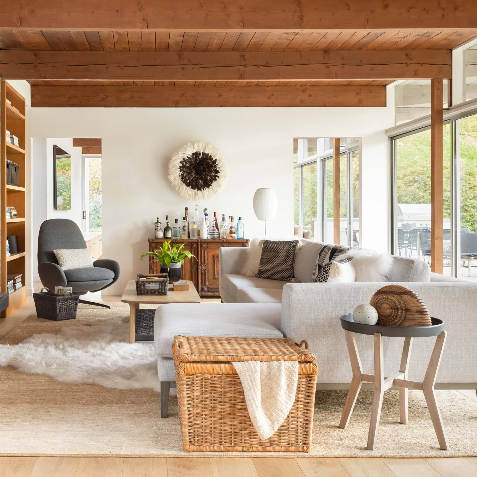 Lift-off Lid Storage Baskets in Simply Natural as blanket storage in living room | The Basket Lady