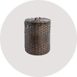 //www.basketlady.com/cdn/shop/collections/lidded_hampers_1c370101-5480-4f22-b07a-7a38f77ceebc_medium.jpg?v=1643668835